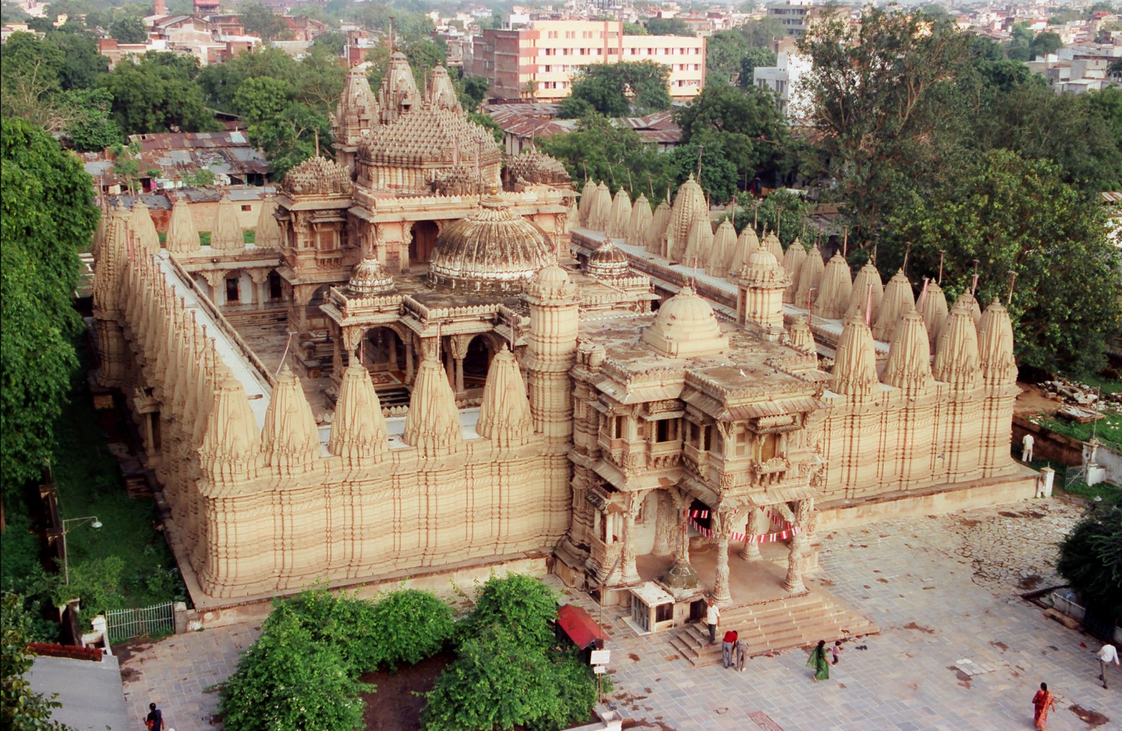 Hutheesing Jain Temple, Gujarat